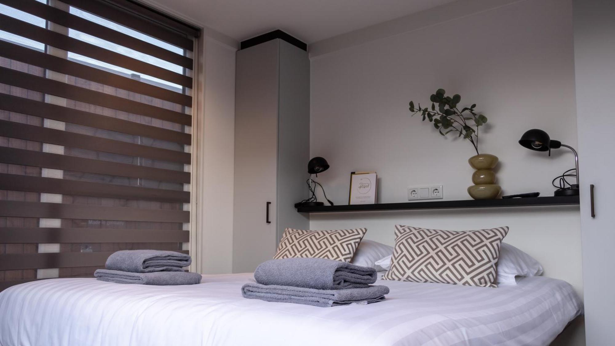 Luxurious Waterloft Near Beach And Centre By Weltevreden Experience Зеволде Екстер'єр фото